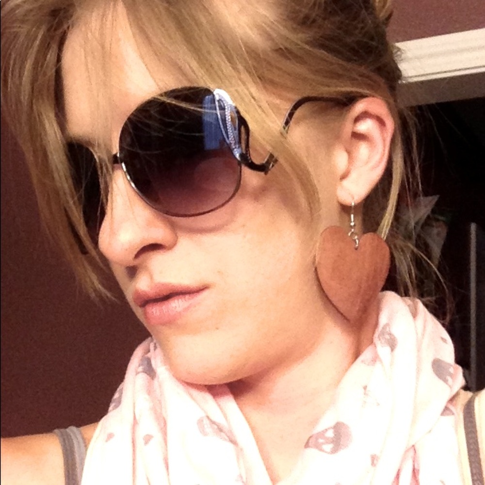 Meet your Posher, Teresa